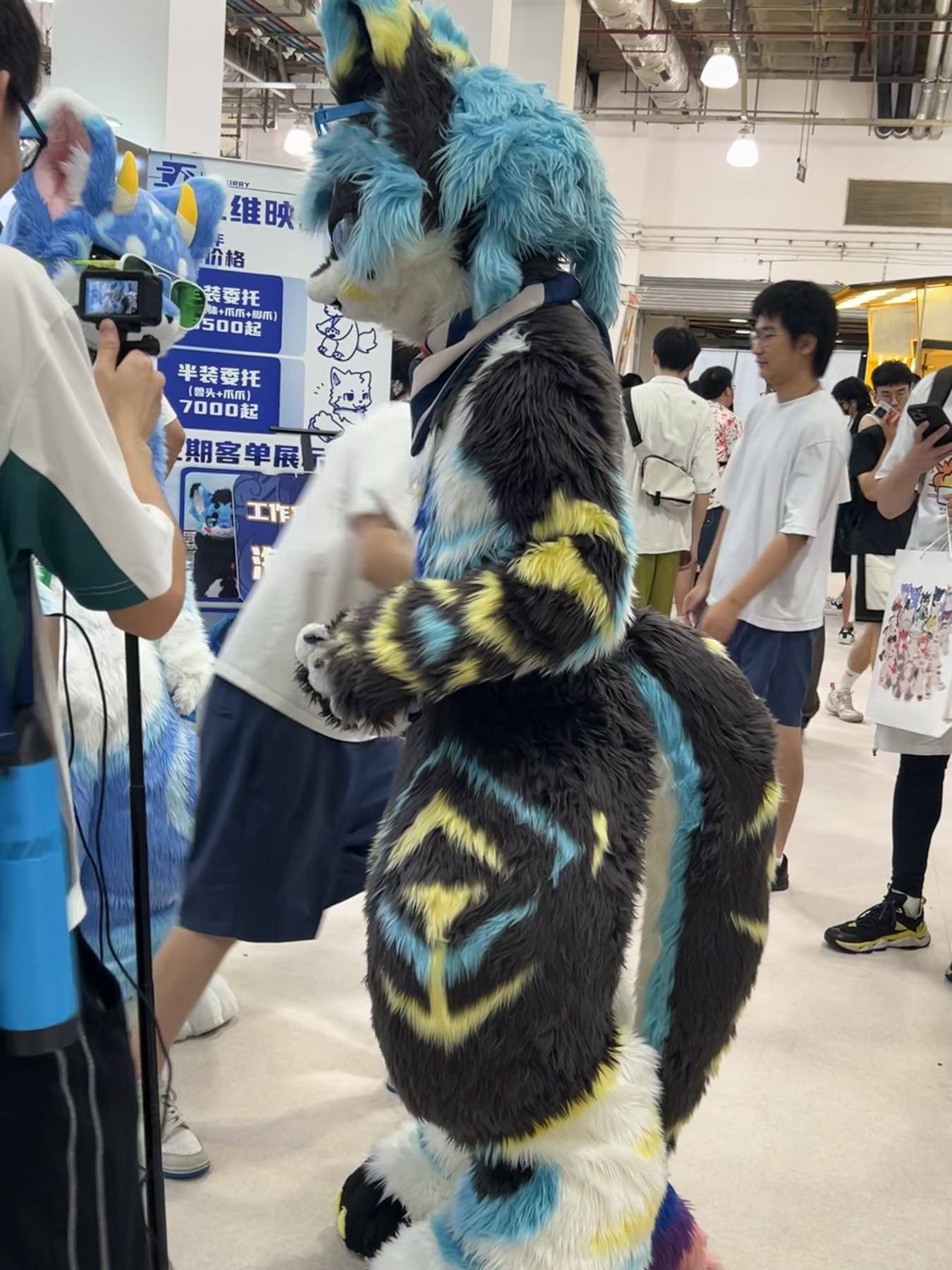 极兽聚 032